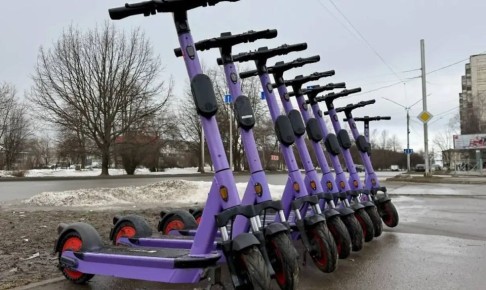 В Череповце появятся обязательные парковки для электросамокатов