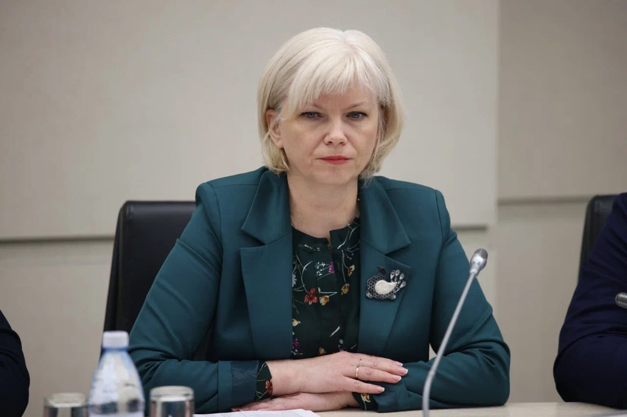 На оперативном совещании при губернаторе Вологодской области Георгий Филимонов заслушал доклад заместителя губернатора А.В. Гуркиной о задачах на 2026 год по исполнению местных бюджетов