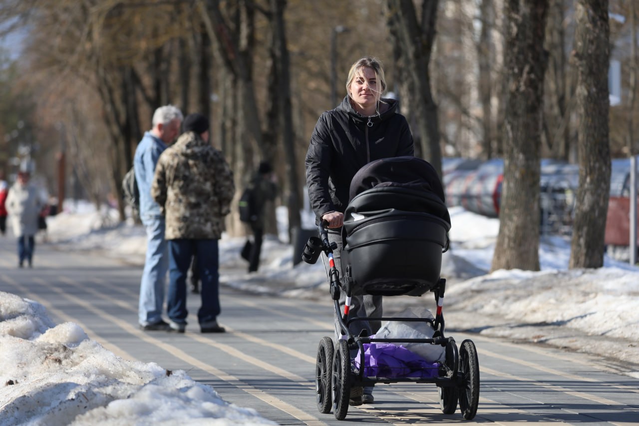 Георгий Филимонов: Обновлённый бульвар Ильюшина в Вологде оживился с наступлением весны Георгий Филимонов: Обновлённый бульвар Ильюшина в Вологде оживился с наступлением весны