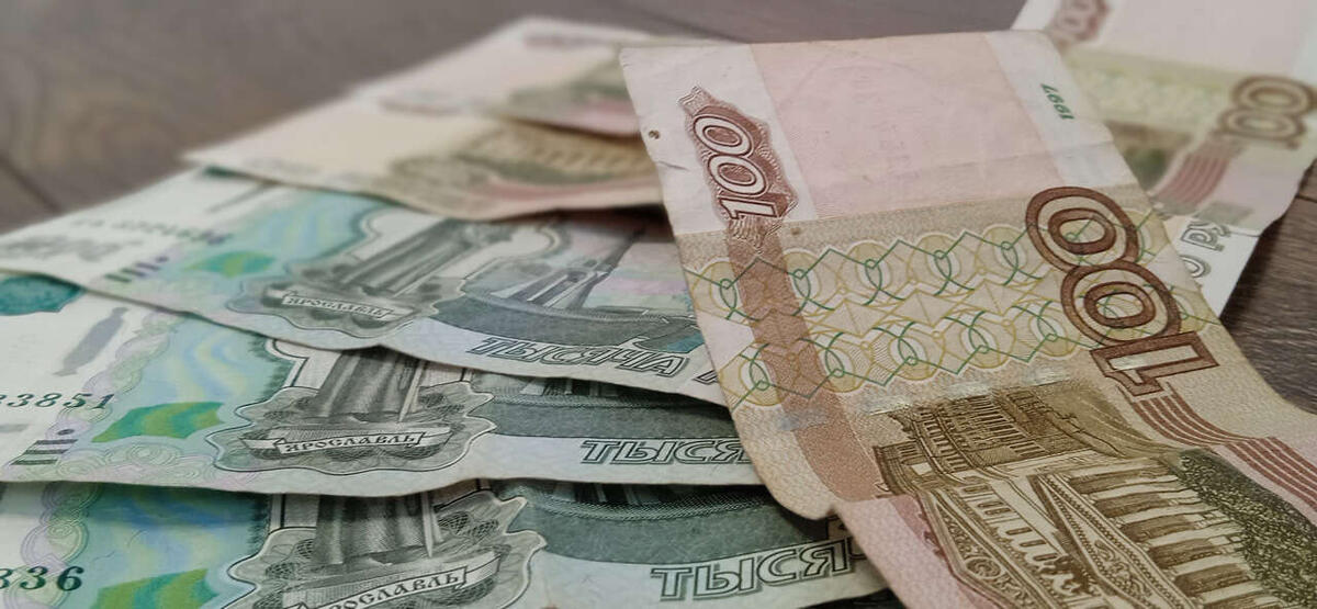 Как стаж работы влияет на размер пенсионных выплат в России