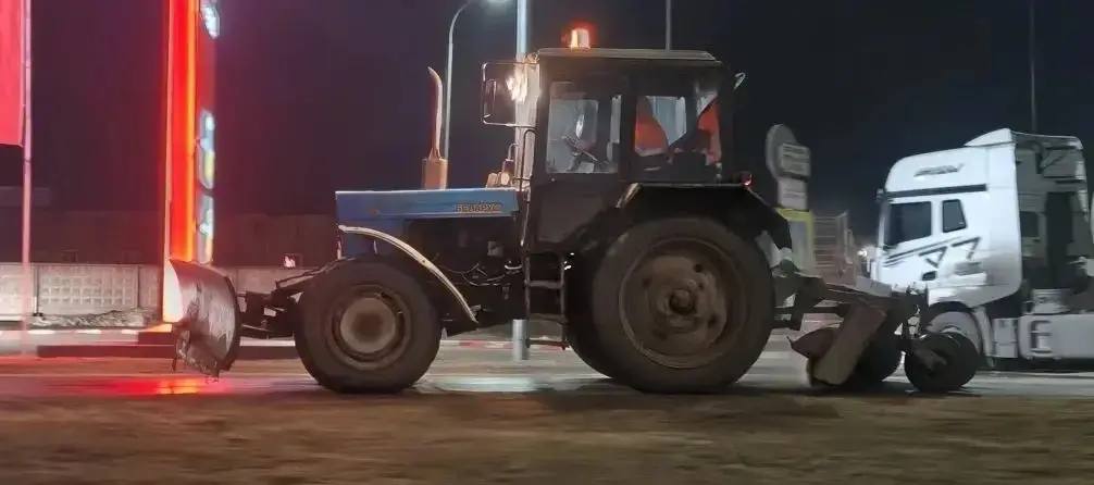 Георгий Филимонов: Андрей Накрошаев:. «Уважаемый Георгий Юрьевич, добрый вечер! Докладываю по содержанию улично-дорожной сети города: В ночную смену 27.03.2026 - 28.03.2026 на уборку города Череповца выведено 25 единиц... Георгий Филимонов: Андрей Накрошаев:. «Уважаемый Георгий Юрьевич, добрый вечер! Докладываю по содержанию улично-дорожной сети города: В ночную смену 27.03.2026 - 28.03.2026 на уборку города Череповца выведено 25 единиц...