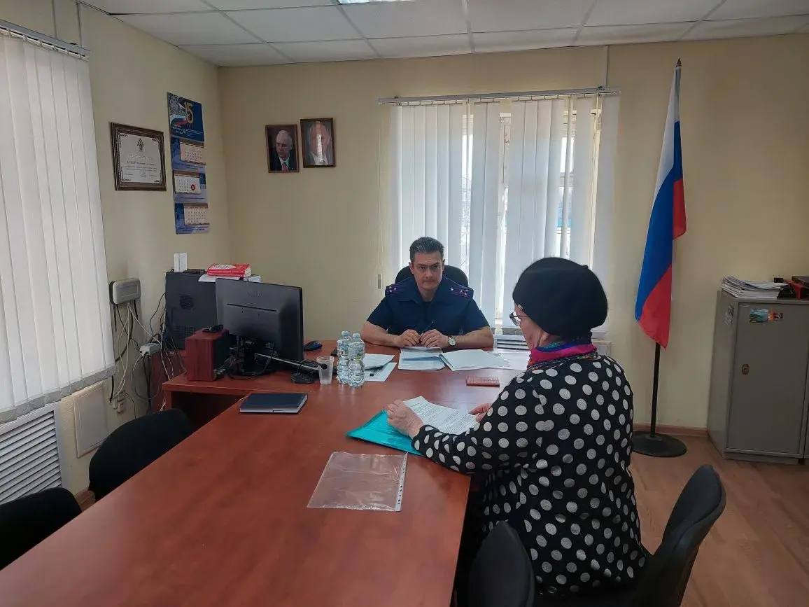 В Тотьме состоялся личный прием граждан заместителем руководителя следственного управления В Тотьме состоялся личный прием граждан заместителем руководителя следственного управления