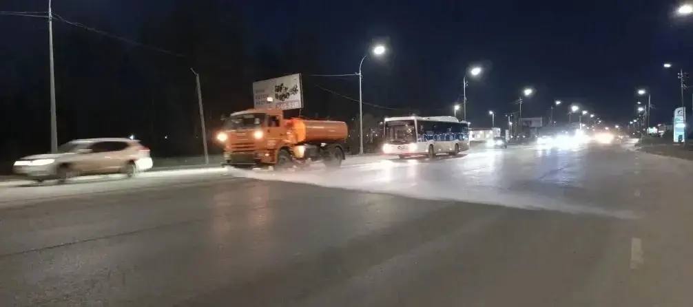 Георгий Филимонов: Андрей Накрошаев:. «Уважаемый Георгий Юрьевич, добрый вечер! Докладываю по содержанию улично-дорожной сети города: В ночную смену 30.03.2026 - 29.03.2026 на уборку города Череповца выведено 32 единицы...