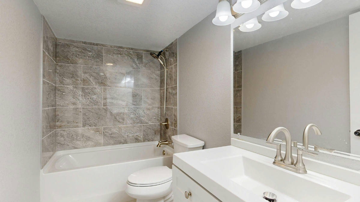 Температура в ванной: что говорит закон и как добиться комфорта?