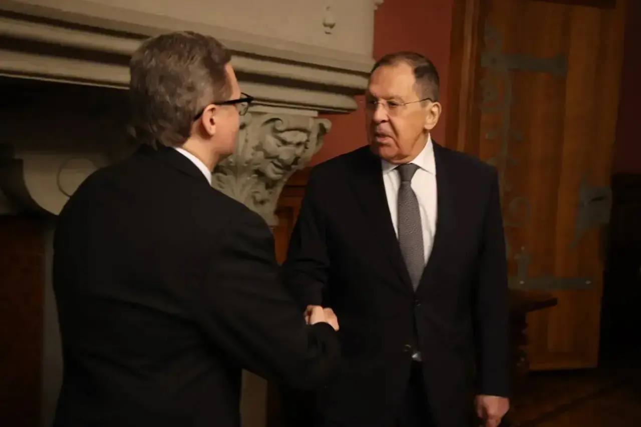 Георгий Филимонов: Сердечно благодарю Министра иностранных дел Российской Федерации Сергея Викторовича Лаврова за поддержку инициатив Вологодской области в сфере развития многоуровневого межрегионального международного... Георгий Филимонов: Сердечно благодарю Министра иностранных дел Российской Федерации Сергея Викторовича Лаврова за поддержку инициатив Вологодской области в сфере развития многоуровневого межрегионального международного...