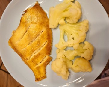 Запечённая камбала в аэрогриле: простой и вкусный рецепт