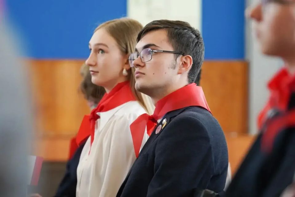 Георгий Филимонов: Чествовали победителей и призёров Всероссийской олимпиады школьников в обновлённом терминале Вологодского аэропорта Георгий Филимонов: Чествовали победителей и призёров Всероссийской олимпиады школьников в обновлённом терминале Вологодского аэропорта