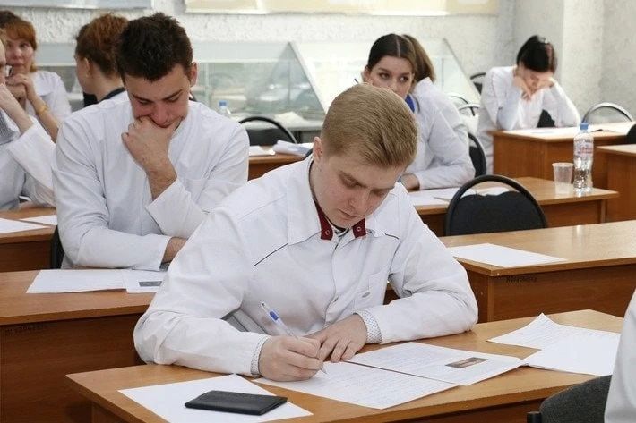 Вологодчина расширяет меры поддержки для будущих медиков