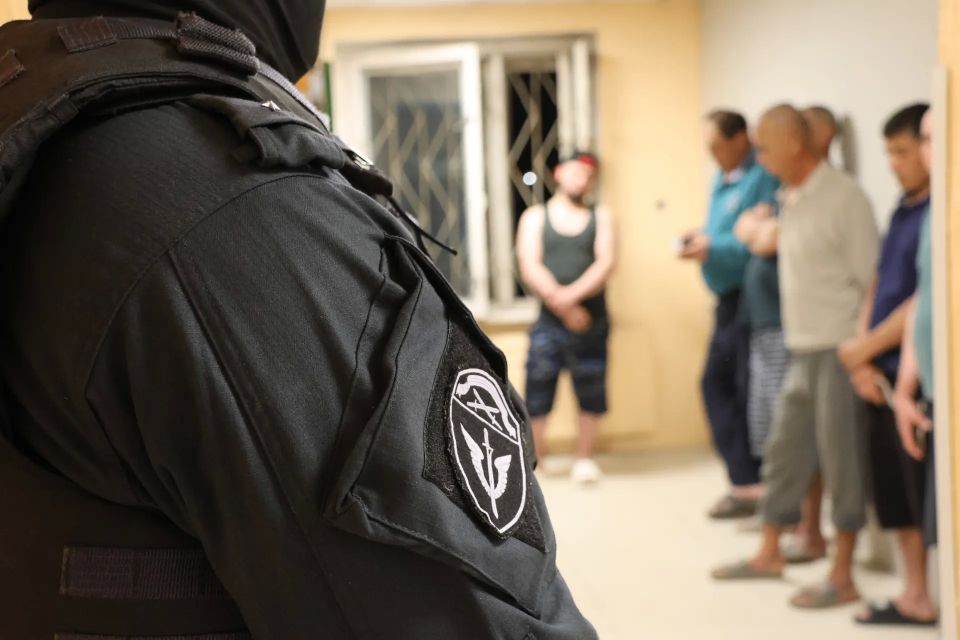 В Череповце правоохранители продолжают проверять соблюдение миграционного законодательства иностранными гражданами В Череповце правоохранители продолжают проверять соблюдение миграционного законодательства иностранными гражданами