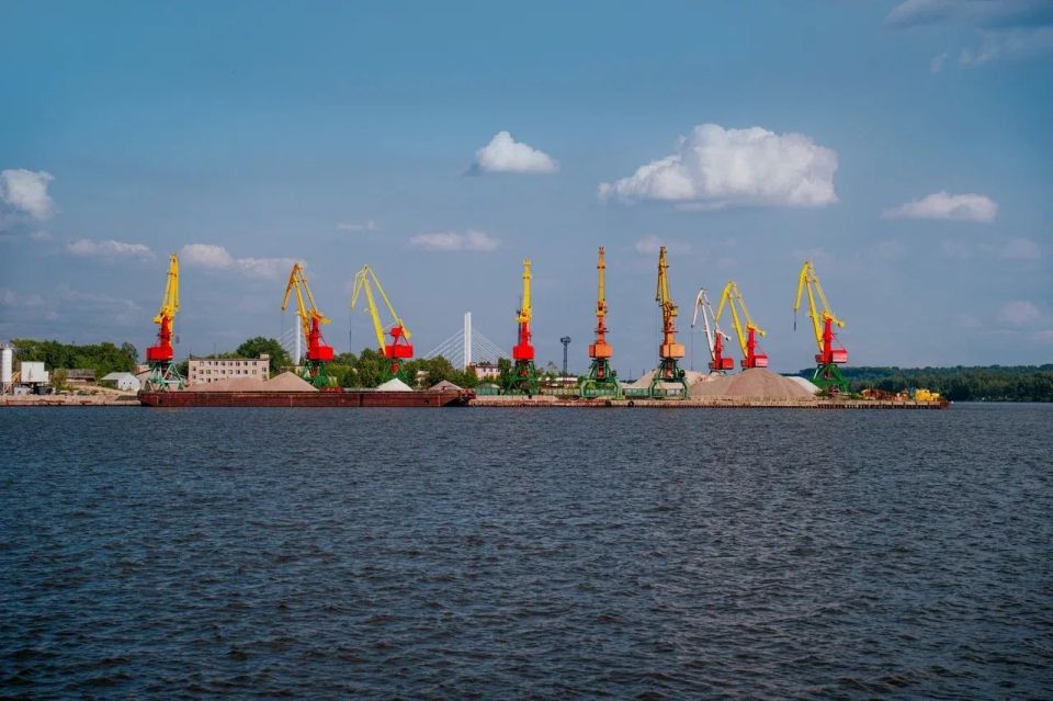 Георгий Филимонов: Прогуляемся по набережной Череповца Георгий Филимонов: Прогуляемся по набережной Череповца