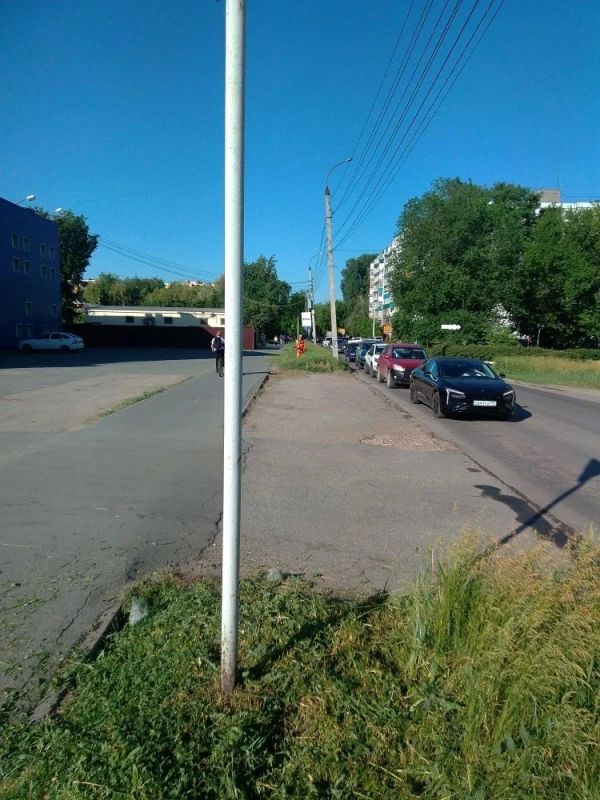 Сбор бросового мусора, уборка общественных территорий, очистка дорог Сбор бросового мусора, уборка общественных территорий, очистка дорог