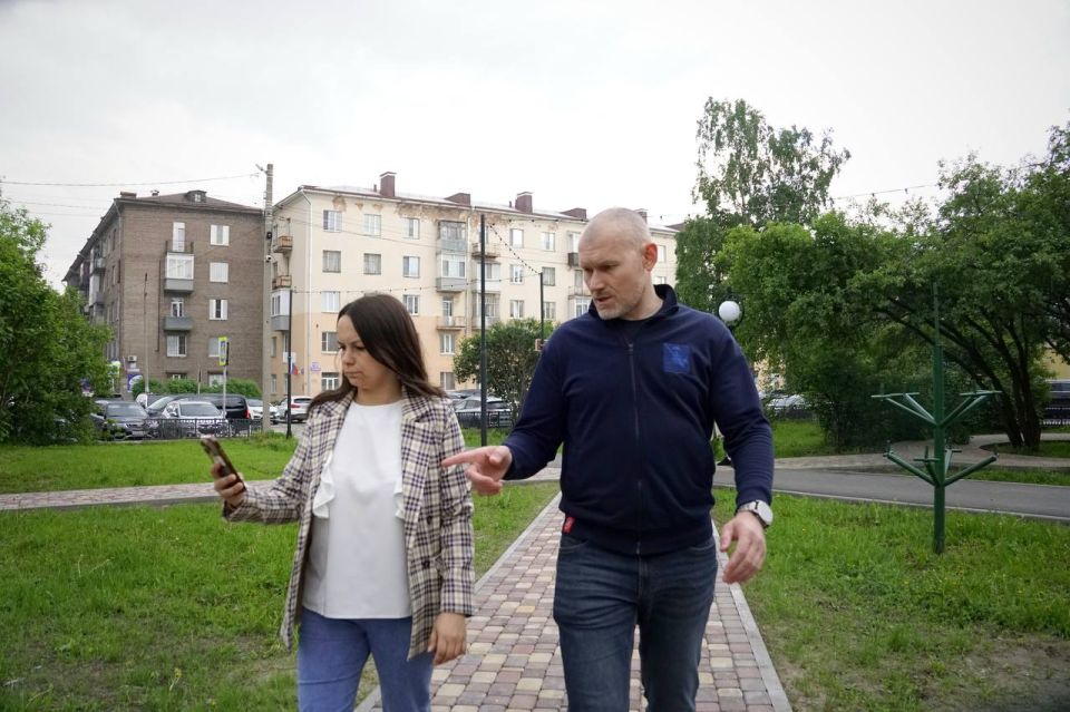 Андрей Накрошаев: Проверили уборку и содержание городских территорий Андрей Накрошаев: Проверили уборку и содержание городских территорий