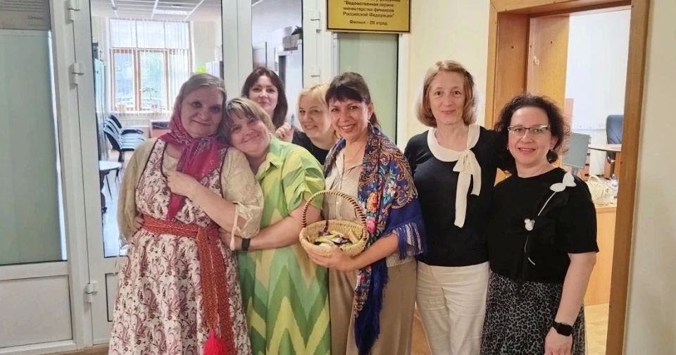 В рамках выполнения Плана ОПР с сотрудниками УФК по Вологодской области и проведения мероприятий, приуроченных ко Дню славянской письменности и культуры (24 мая), в Управлении при участии ППО и Молодежного совета... В рамках выполнения Плана ОПР с сотрудниками УФК по Вологодской области и проведения мероприятий, приуроченных ко Дню славянской письменности и культуры (24 мая), в Управлении при участии ППО и Молодежного совета...