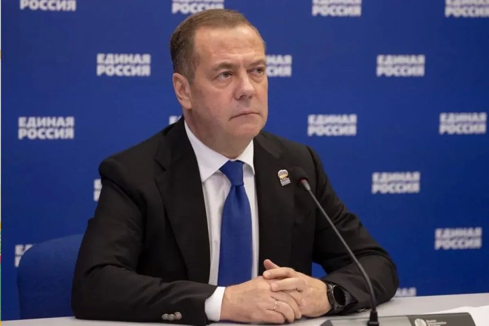Дмитрий Медведев: кандидаты от «Единой России» должны быть честны с избирателями