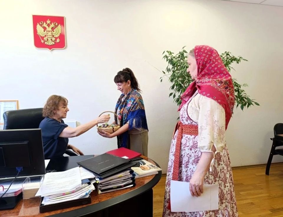 В рамках выполнения Плана ОПР с сотрудниками УФК по Вологодской области и проведения мероприятий, приуроченных ко Дню славянской письменности и культуры (24 мая), в Управлении при участии ППО и Молодежного совета... В рамках выполнения Плана ОПР с сотрудниками УФК по Вологодской области и проведения мероприятий, приуроченных ко Дню славянской письменности и культуры (24 мая), в Управлении при участии ППО и Молодежного совета...