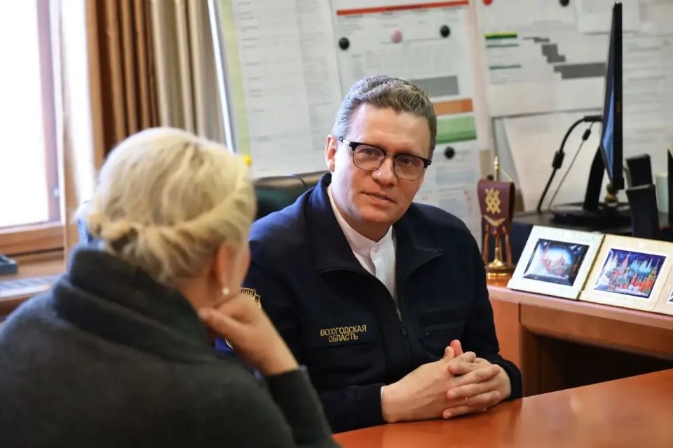 Георгий Филимонов: В гости зашли 14-летняя Мирослава Семёнова и её мама Наталия Николаевна Георгий Филимонов: В гости зашли 14-летняя Мирослава Семёнова и её мама Наталия Николаевна