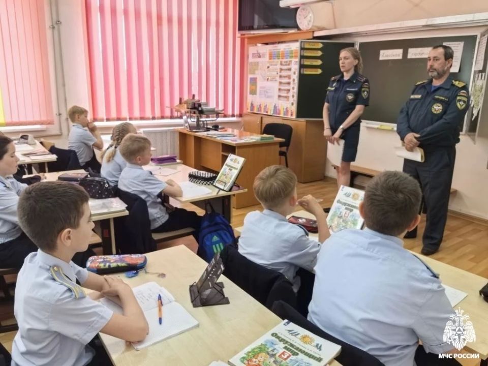 В преддверии летних каникул инспекторским составом Центра ГИМС усилена профилактическая работа с детьми В преддверии летних каникул инспекторским составом Центра ГИМС усилена профилактическая работа с детьми