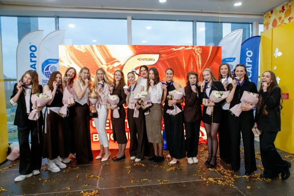Волейбольная «Северянка» приняла решение остаться в Высшей лиге А России Волейбольная «Северянка» приняла решение остаться в Высшей лиге А России