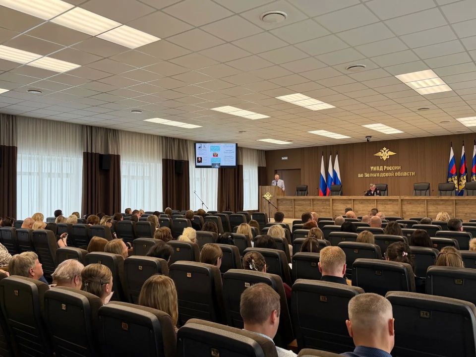 В УМВД России по Вологодской области прошел единый день государственно-правового информирования В УМВД России по Вологодской области прошел единый день государственно-правового информирования