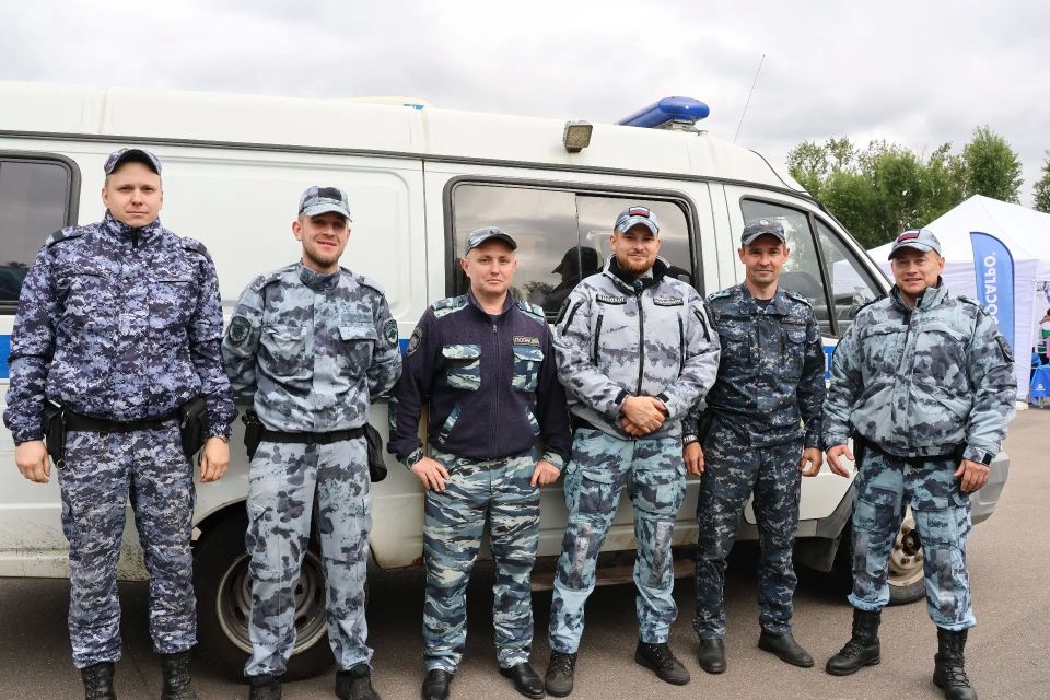 В Череповце сотрудники Центра кинологической службы приняли участие в городском мероприятии В Череповце сотрудники Центра кинологической службы приняли участие в городском мероприятии