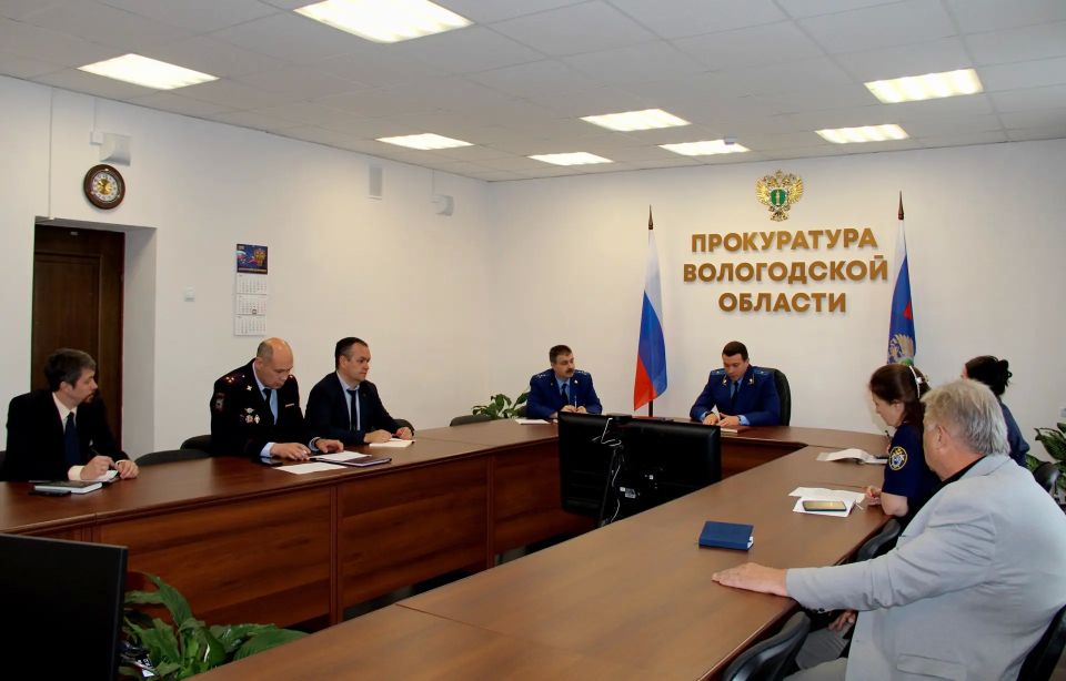 В прокуратуре Вологодской области состоялось заседание круглого стола на тему: «Профилактика преступлений, связанных с незаконным оборотом наркотических средств и психотропных веществ В прокуратуре Вологодской области состоялось заседание круглого стола на тему: «Профилактика преступлений, связанных с незаконным оборотом наркотических средств и психотропных веществ