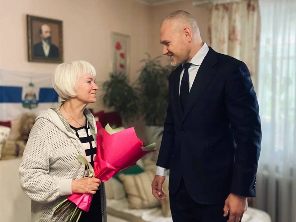 Андрей Накрошаев: 85-летний юбилей отметила Эльвира Петровна Риммер – человек, чьё имя неразрывно связано с сохранением истории Череповца и нашего родного края Андрей Накрошаев: 85-летний юбилей отметила Эльвира Петровна Риммер – человек, чьё имя неразрывно связано с сохранением истории Череповца и нашего родного края