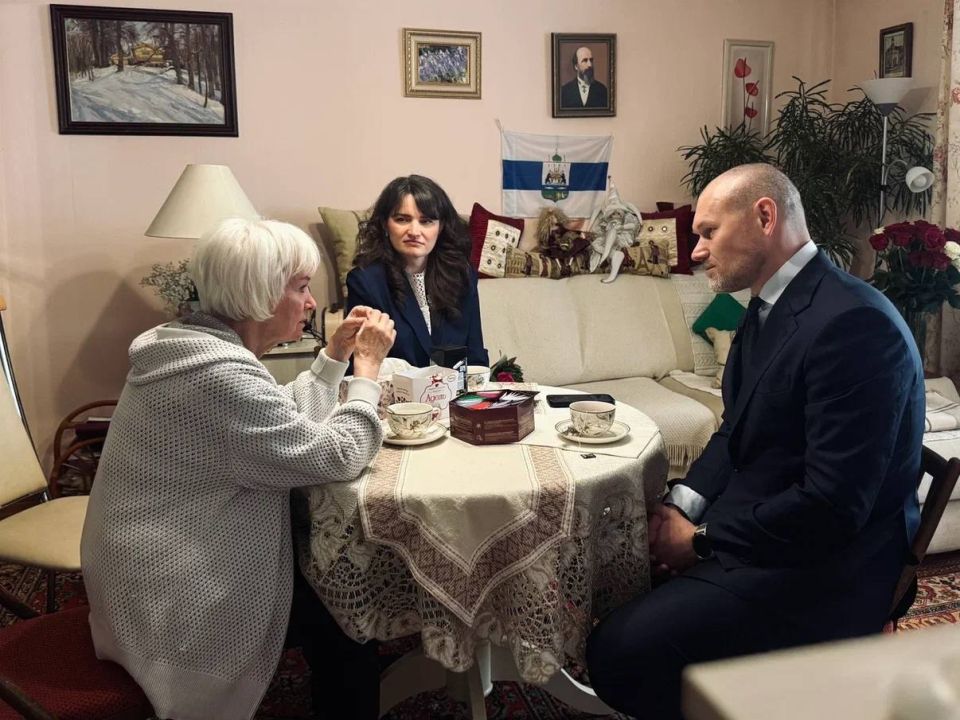 Андрей Накрошаев: 85-летний юбилей отметила Эльвира Петровна Риммер – человек, чьё имя неразрывно связано с сохранением истории Череповца и нашего родного края Андрей Накрошаев: 85-летний юбилей отметила Эльвира Петровна Риммер – человек, чьё имя неразрывно связано с сохранением истории Череповца и нашего родного края