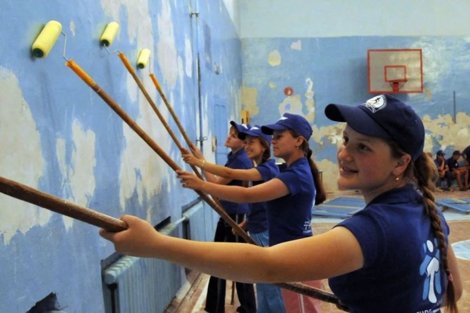 Вологодские подростки на летних каникулах смогут заработать собственные деньги