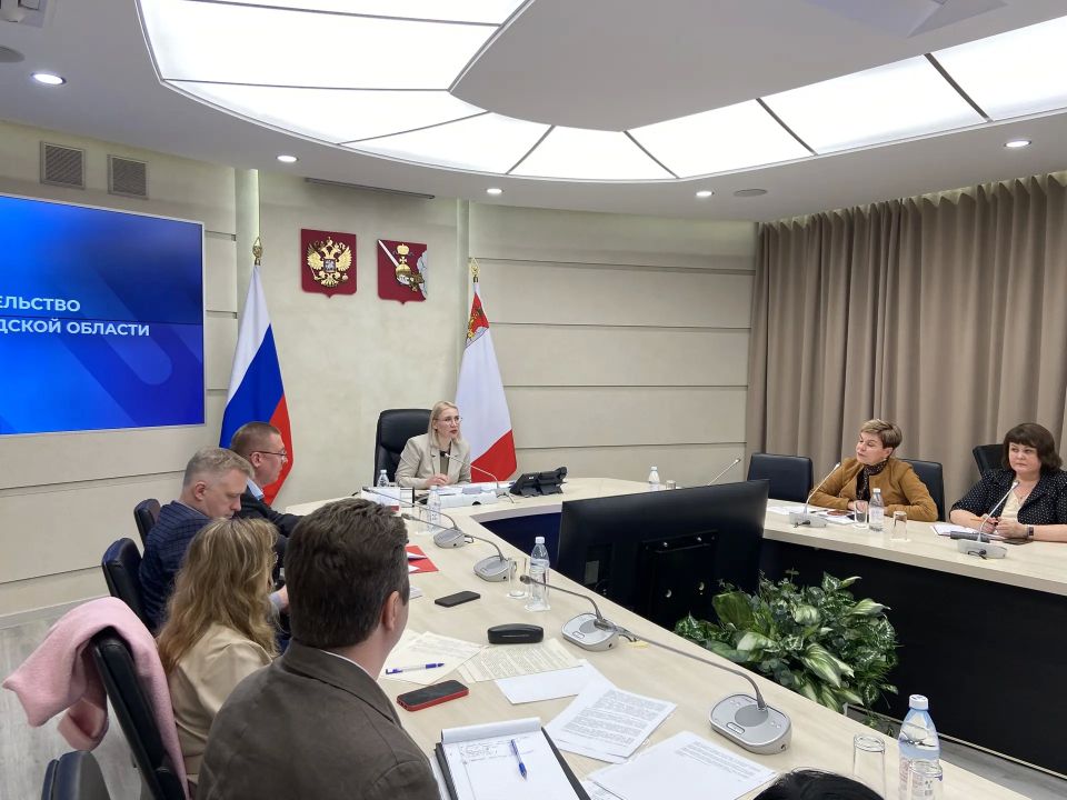 Сегодня состоялось совещание по вопросам медицинской помощи и реабилитации участников СВО с участием первого заместителя губернатора Светланы Пономаревой