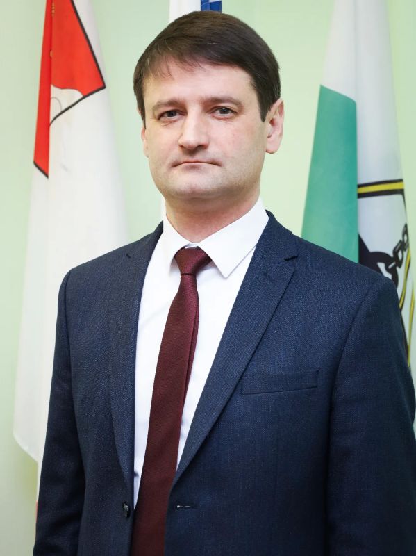 Кандидатуру Артема Соколова предложат на пост главы Кирилловского округа муниципальным депутатам до конца недели Кандидатуру Артема Соколова предложат на пост главы Кирилловского округа муниципальным депутатам до конца недели