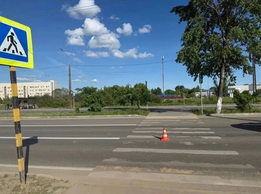 В Вологде госавтоинспекторы устанавливают обстоятельства наезда на пешехода В Вологде госавтоинспекторы устанавливают обстоятельства наезда на пешехода