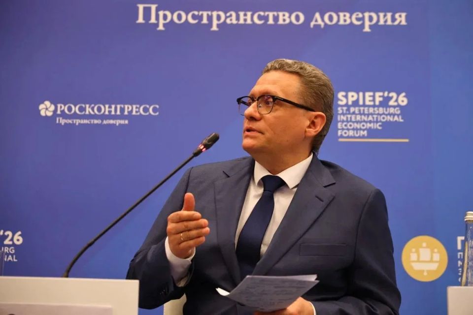 Георгий Филимонов: На полях ПМЭФ принял участие в дискуссионной сессии «Основные угрозы России во второй четверти XXI века»