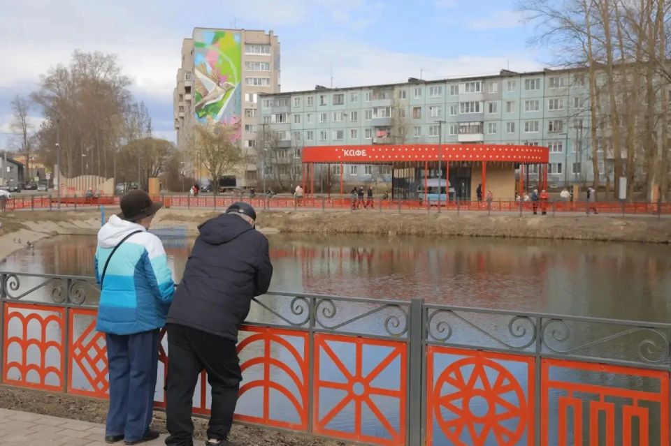 Помимо наглядной разницы на первом фото предлагаем просмотреть фотографии в разные сезоны и в разное время суток в Евковке после реконструкции Помимо наглядной разницы на первом фото предлагаем просмотреть фотографии в разные сезоны и в разное время суток в Евковке после реконструкции