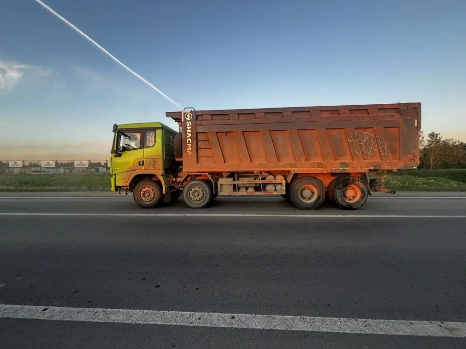 В Вологодском округе произошло ДТП с участием трёх транспортных средств, два человека пострадали В Вологодском округе произошло ДТП с участием трёх транспортных средств, два человека пострадали