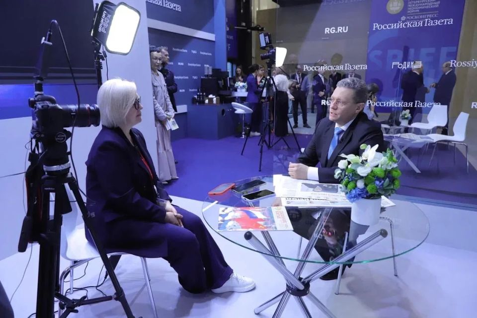 Георгий Филимонов: Во время работы на Петербургском международном экономическом форуме дал большое интервью «Российской газете» Георгий Филимонов: Во время работы на Петербургском международном экономическом форуме дал большое интервью «Российской газете»