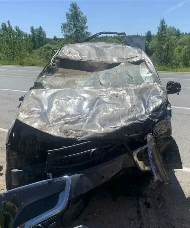Под Череповцом в ДТП пострадали 6 человек, в том числе трое детей Под Череповцом в ДТП пострадали 6 человек, в том числе трое детей
