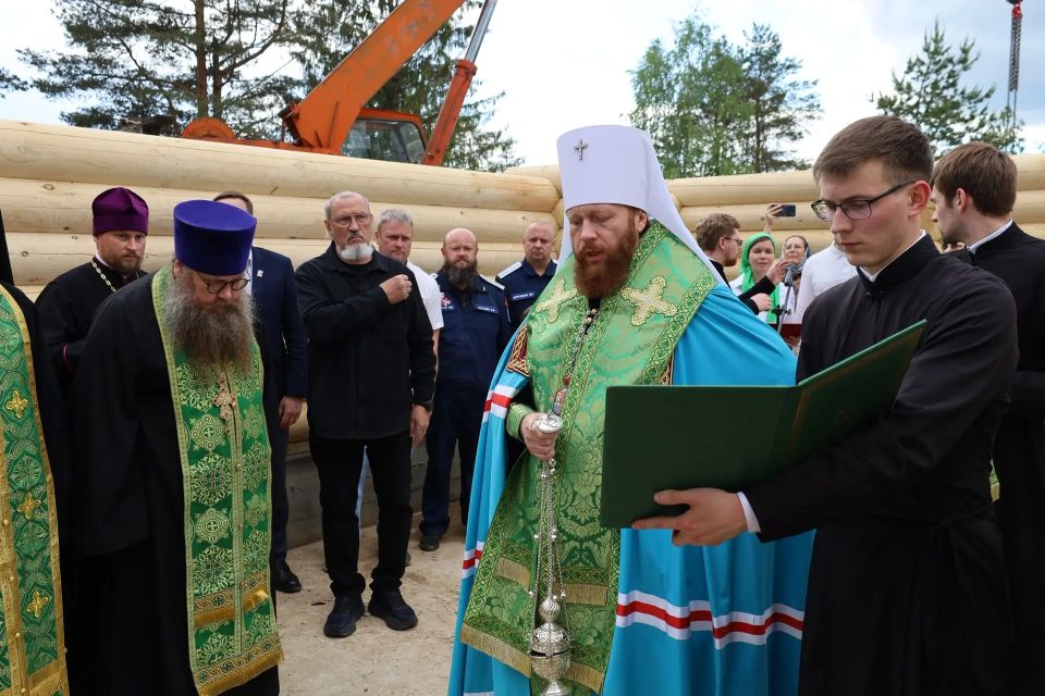 Георгий Филимонов: Доброе утро!. Памятный камень и освящённый крест заложили в основание храма преподобного Нила Сорского в Ферапонтово