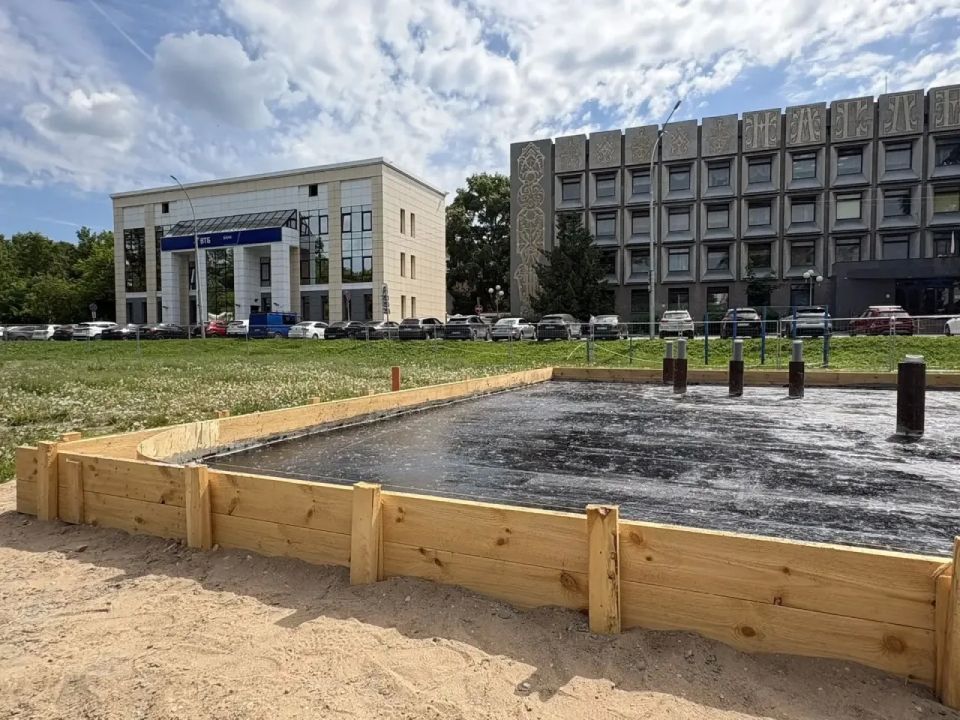 Георгий Филимонов: Строительство бегового центра началось в Вологде Георгий Филимонов: Строительство бегового центра началось в Вологде