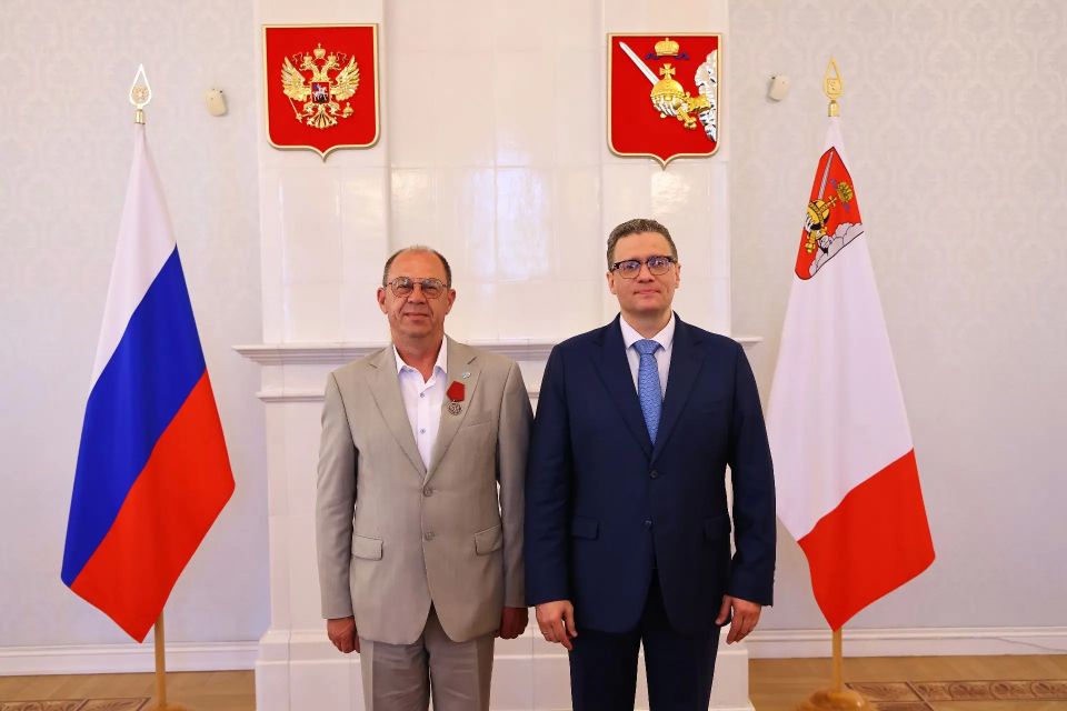 Георгий Филимонов: От имени и по поручению Президента Российской Федерации вручил землякам 17 государственных наград Георгий Филимонов: От имени и по поручению Президента Российской Федерации вручил землякам 17 государственных наград