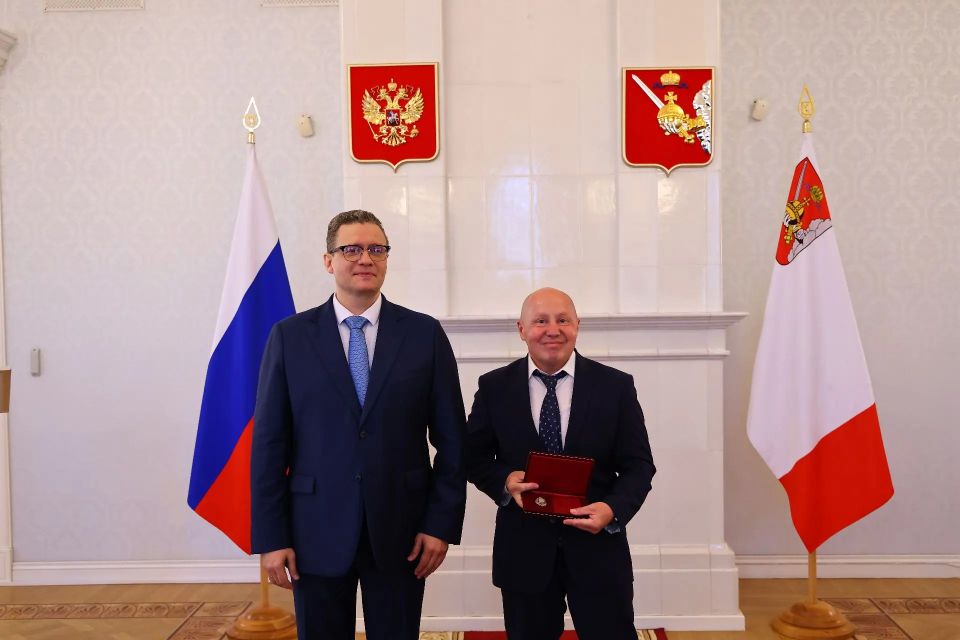 Георгий Филимонов: От имени и по поручению Президента Российской Федерации вручил землякам 17 государственных наград Георгий Филимонов: От имени и по поручению Президента Российской Федерации вручил землякам 17 государственных наград