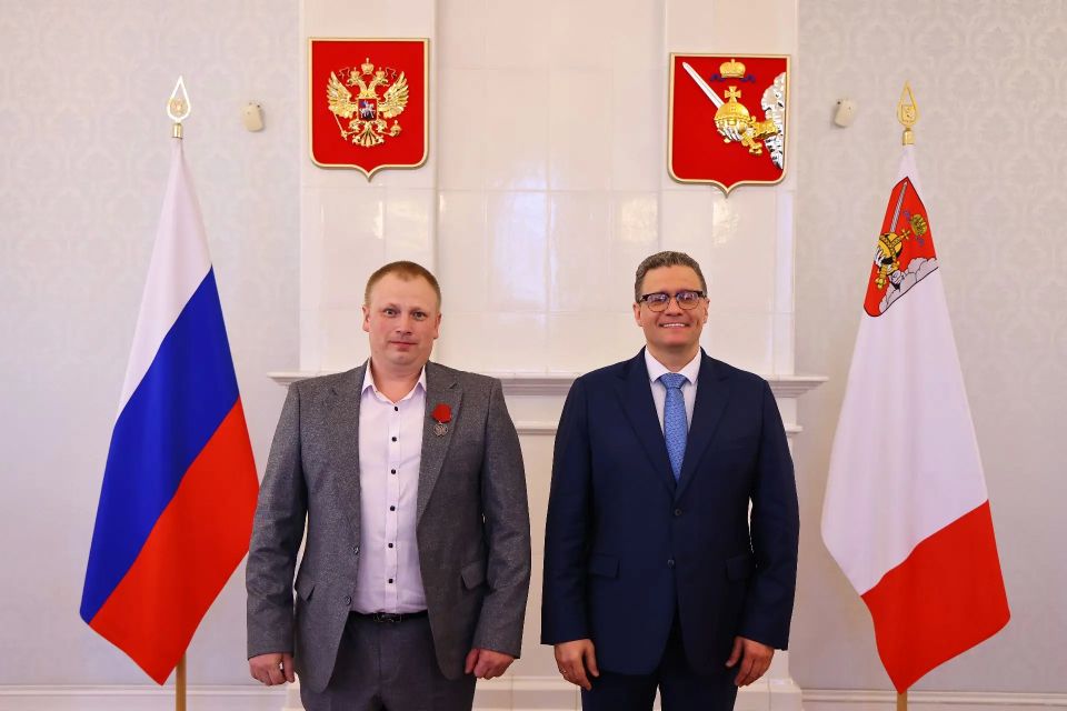 Георгий Филимонов: От имени и по поручению Президента Российской Федерации вручил землякам 17 государственных наград Георгий Филимонов: От имени и по поручению Президента Российской Федерации вручил землякам 17 государственных наград