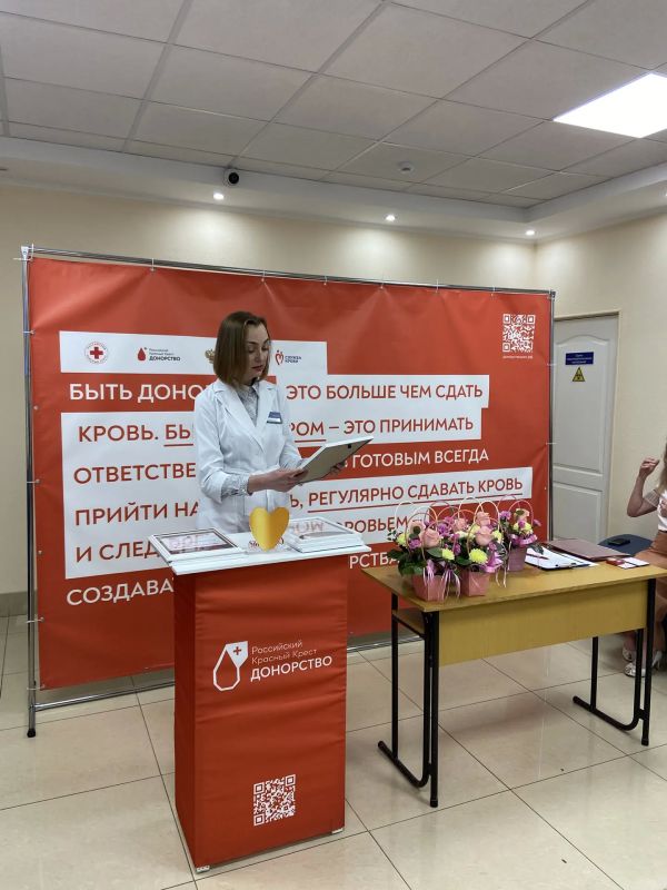 На Вологодской областной станции переливания крови чествовали Почётных доноров России и доноров антирезусной плазмы На Вологодской областной станции переливания крови чествовали Почётных доноров России и доноров антирезусной плазмы