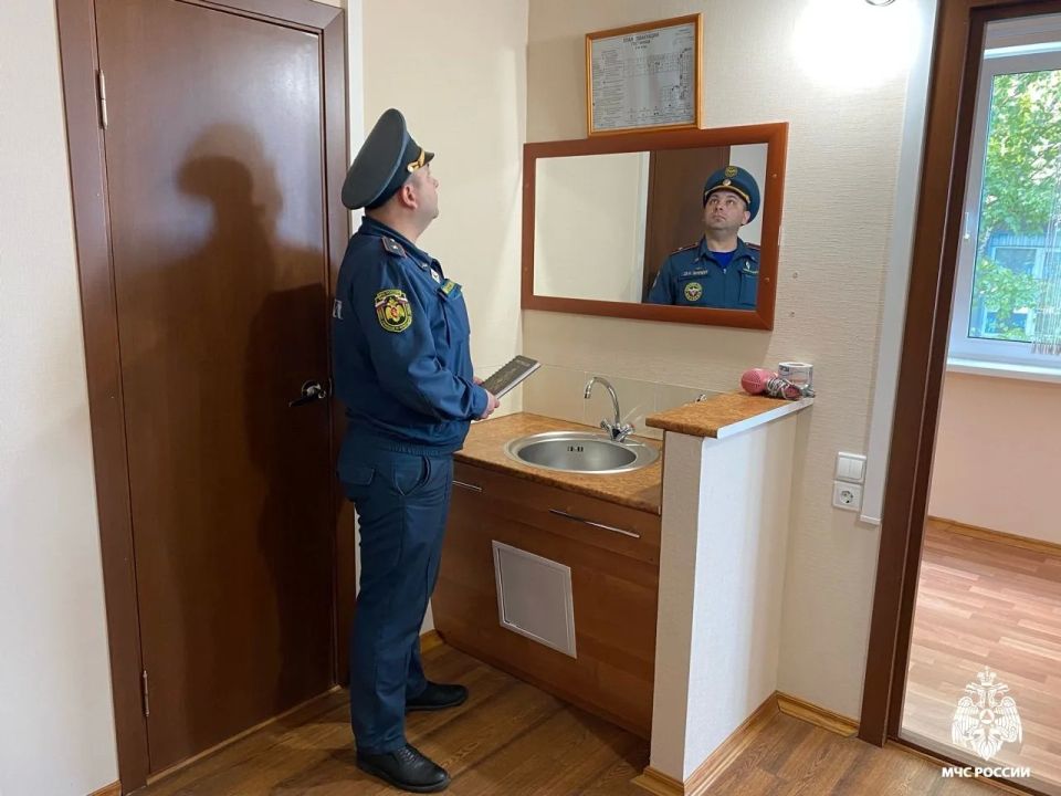 В приоритете МЧС России — безопасность людей В приоритете МЧС России — безопасность людей