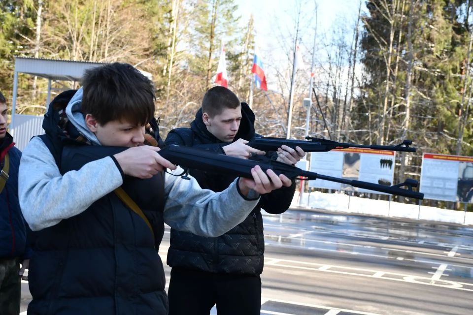 В Вологодской области реализуется проект «Авангард СВОих» В Вологодской области реализуется проект «Авангард СВОих»