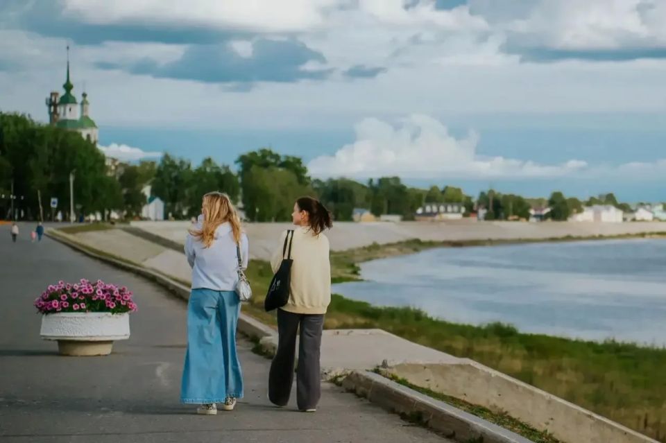 Георгий Филимонов: Сегодня отмечаем 102-ю годовщину со дня образования Великоустюгского округа Георгий Филимонов: Сегодня отмечаем 102-ю годовщину со дня образования Великоустюгского округа