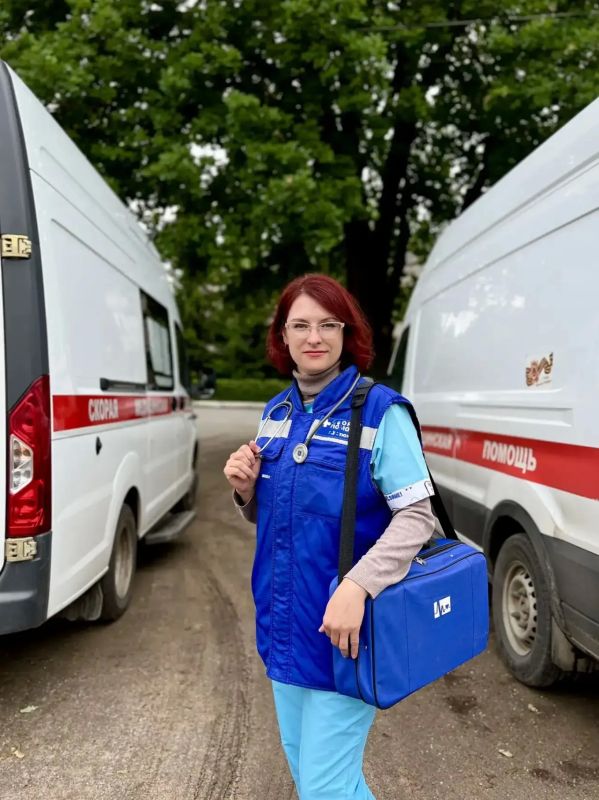 В Устюженской ЦРБ приступил к работе новый фельдшер скорой помощи