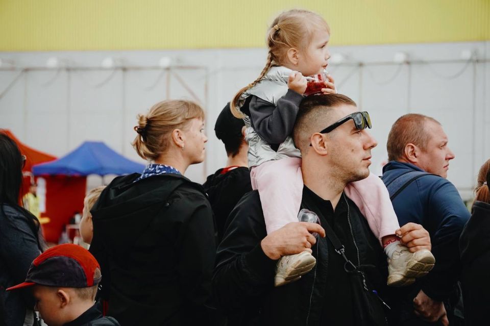 Андрей Накрошаев: Впервые в Череповце прошли межрегиональные соревнования по фигурному управлению мотоциклом Андрей Накрошаев: Впервые в Череповце прошли межрегиональные соревнования по фигурному управлению мотоциклом