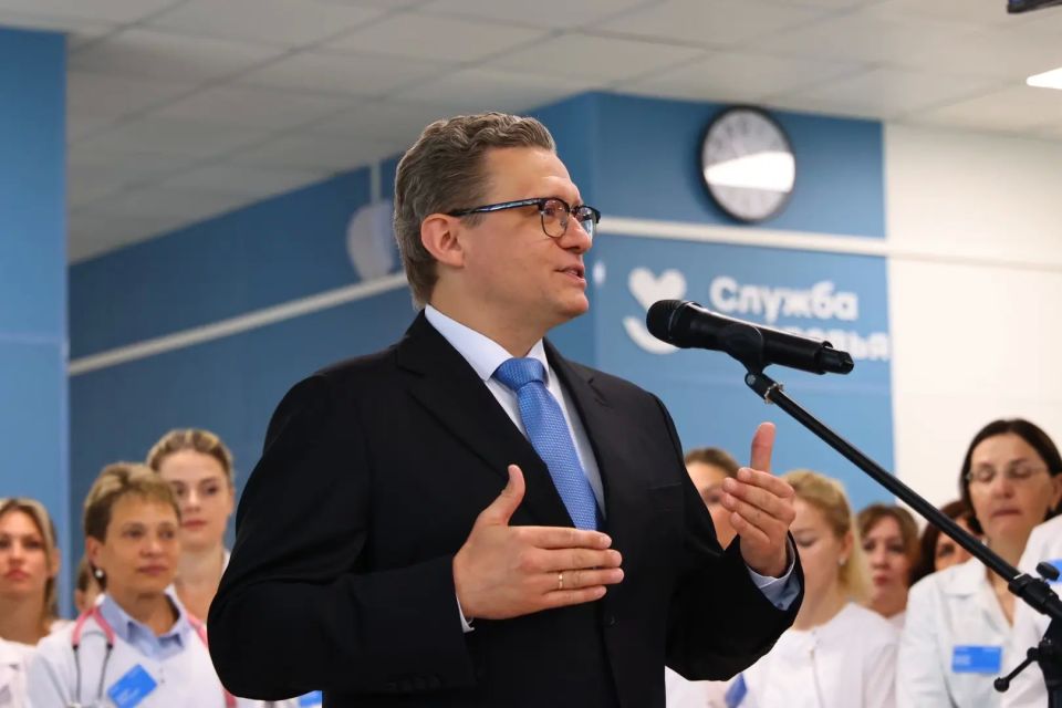 Георгий Филимонов: Свои двери для пациентов распахнула самая крупная на Вологодчине Череповецкая городская поликлиника №7. Объект запустили в работу вместе с Министром здравоохранения России Михаилом Альбертовичем Мурашко Георгий Филимонов: Свои двери для пациентов распахнула самая крупная на Вологодчине Череповецкая городская поликлиника №7. Объект запустили в работу вместе с Министром здравоохранения России Михаилом Альбертовичем Мурашко