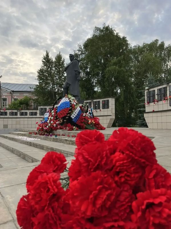 День памяти и скорби: 22 июня 1941 года началась Великая Отечественная война День памяти и скорби: 22 июня 1941 года началась Великая Отечественная война