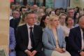 Министр здравоохранения Вологодской области Игорь Петчин вручил Почетные грамоты лучшим специалистам отрасли за многолетний добросовестный труд, высокий профессионализм и вклад в развитие здравоохранения региона